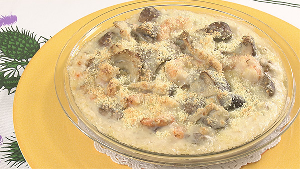 秋の味覚 タマネギ・キノコ<br>エビのグラタン